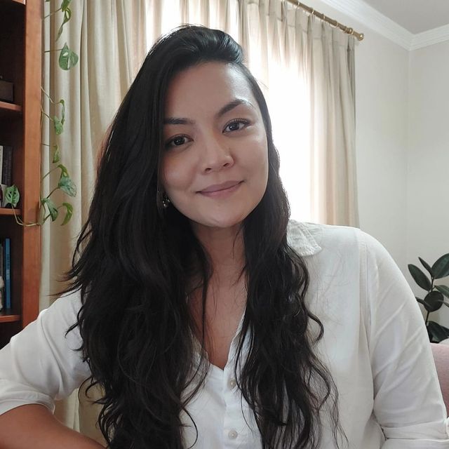 Alliny Otaguiri, Psicanalista Londrina