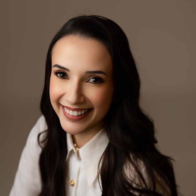 Barbara Tkotz, Dermatologista Salvador