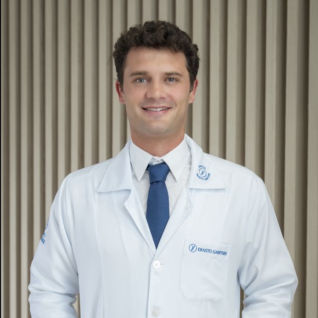 Vinicius Dalledone Bittar, Urologista Curitiba