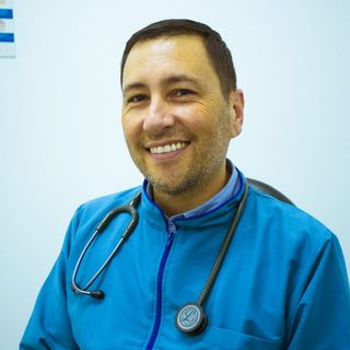 Acercar imagen: Gabriel Eduardo Cardenas Uribe, Medico alternativo Pereira