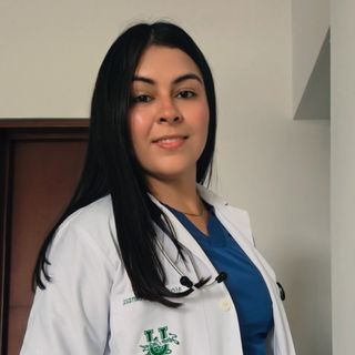 Acercar imagen: Maria del Carmen Bueno Carrascal, Médico general Ibagué