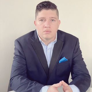 Acercar imagen: David Esteban Pulgarin Berrio, Cirujano general Medellín