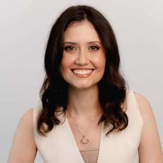 Dra. Fernanda Sinkos