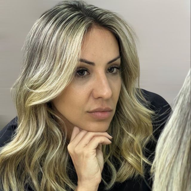 Priscila Campedelli , Ortodontista Guarujá