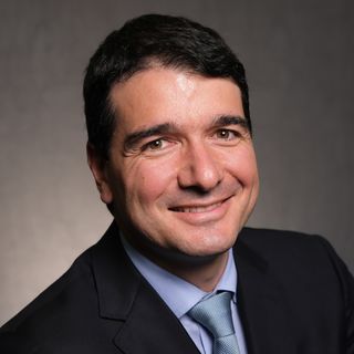 Ampliar imagem: Gabriel Salum D'Alessandro, Cirurgião plástico São Paulo