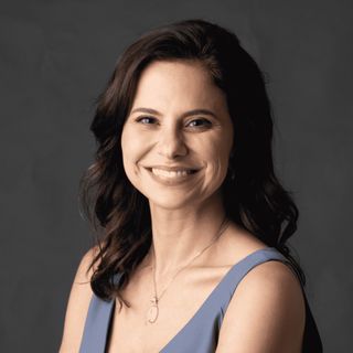 Dra. Luciana Campomizzi Calazans de Paula