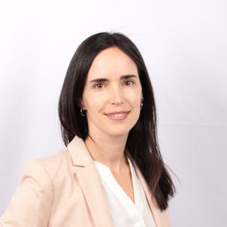 Acercar imagen: Camila Brousse Manzur, Dermatólogo Providencia