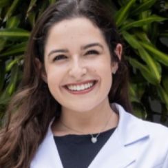 Ampliar imagem: Camila Dalcomuni Dos Santos, Cardiologista São Paulo
