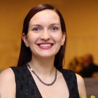 Ampliar imagem: Maria Priscila Mendes Muniz Falcão, Oftalmologista Campina Grande