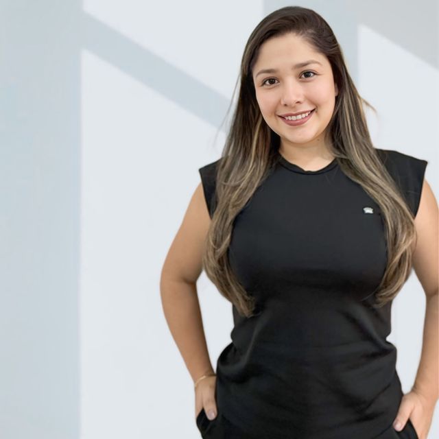 Paola Prado Bermudez, Odontólogo Bogotá