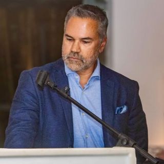 Ampliar imagem: Alessandro Grossi, Cirurgião plástico Rio de Janeiro