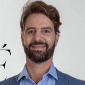 Sérgio Morum, Cirurgião plástico Brasília
