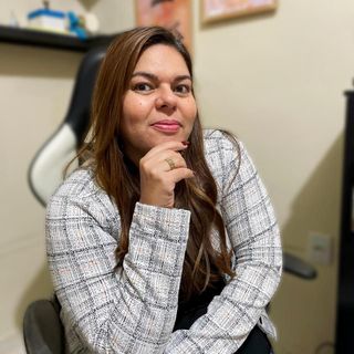 Dra. Ludmila Larissa Souto