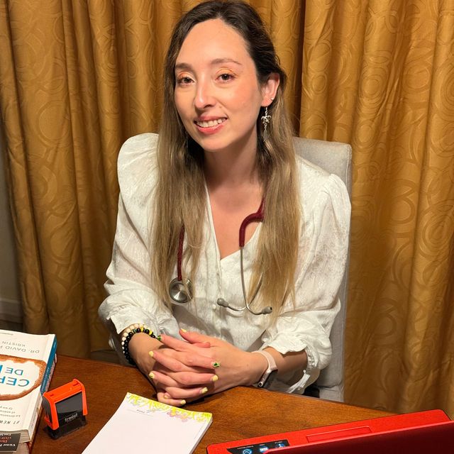 Natalie Villarroel Gonzalez, Médico general Concepción