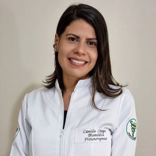 Ampliar imagem: Camila Chagas, Fisioterapeuta Niterói