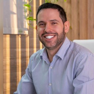 Ampliar imagem: Rodrigo Bernardi, Mastologista Curitiba