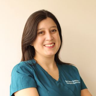 Acercar imagen: Lorena Arancibia, Dentista Viña del Mar