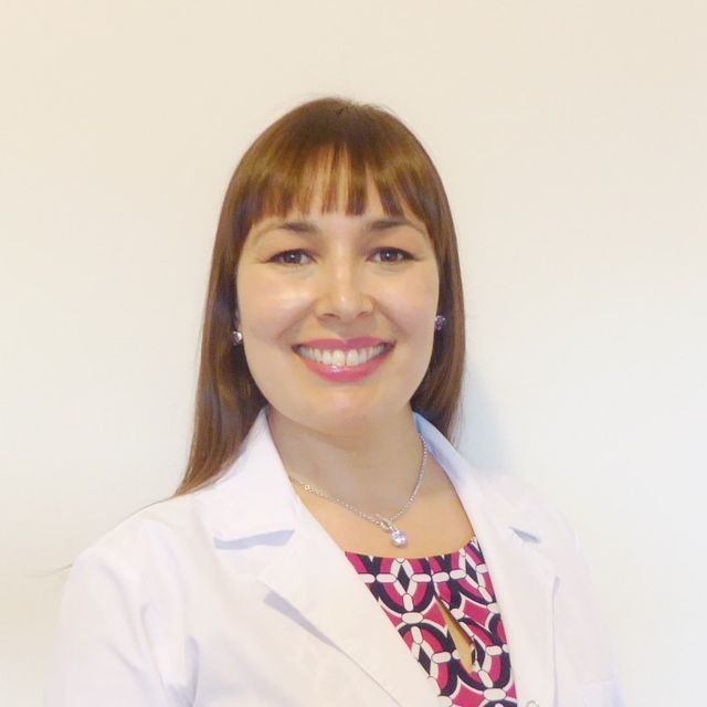 Verónica Novac, Dermatólogo Lanús