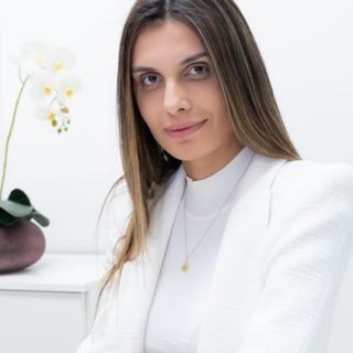 Ampliar imagem: Brenda Almeida Macedo ., Especialista em Harmonização orofacial Belo Horizonte