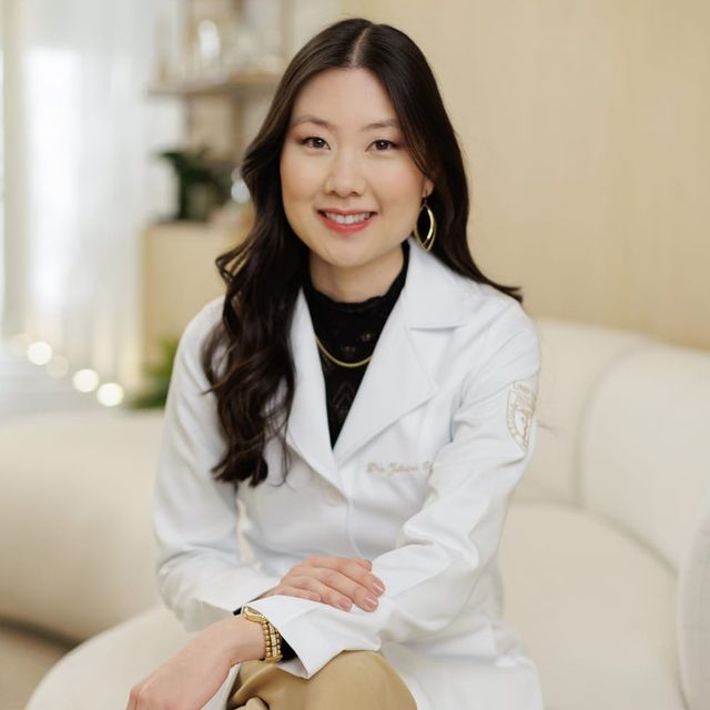 Juliana Ogassavara, Endocrinologista São Paulo