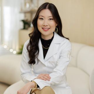 Dra. Juliana Ogassavara