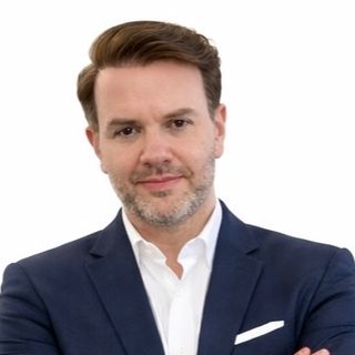 Dr. Gustavo Wandresen