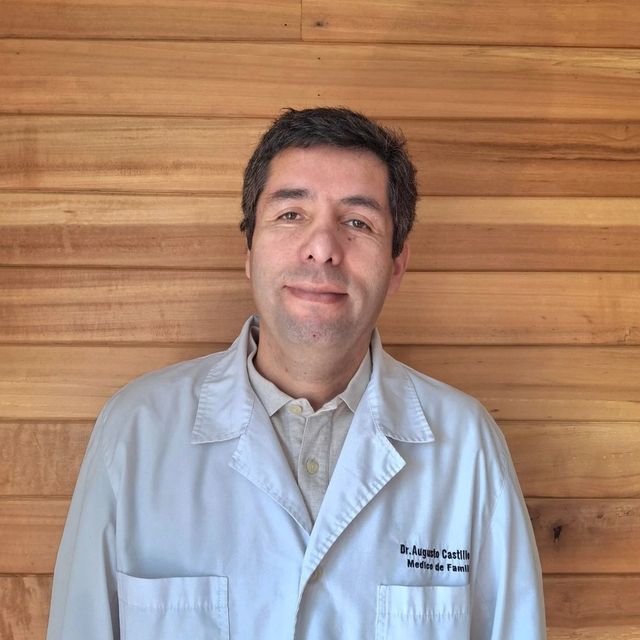 Augusto Castillo Neumann, Médico familiar Puerto Varas
