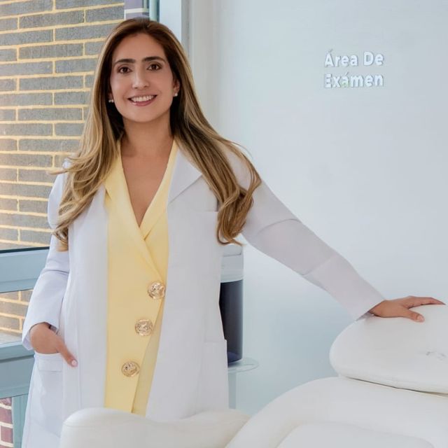 Paola Andrea  Alvarez Escobar