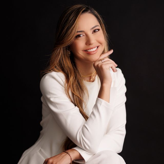 Tábata Oliveira, Ginecologista Goiânia