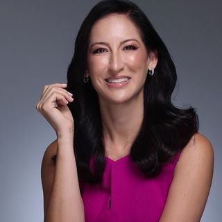 Patricia Shu Kurizky, Dermatologista Brasília
