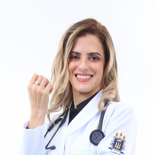 Ívila Machado Martins, Médico clínico geral Niterói