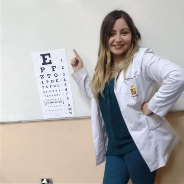 Angela Moreira, Tecnólogo médico San Felipe