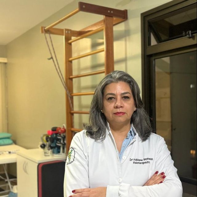Fabiane Matheus, Fisioterapeuta Curitiba