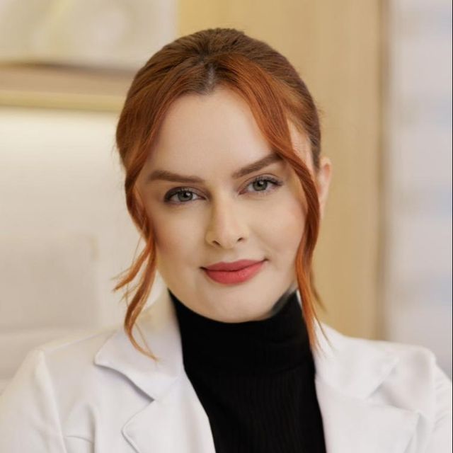 Gabriela Arantes, Especialista em Clínica Médica São Paulo