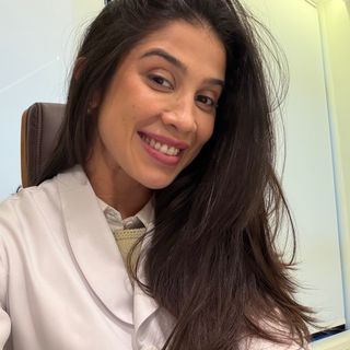 Juliana Medeiros , Cardiologista pediátrico Niterói