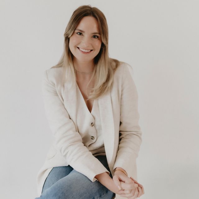  Camila  Hartmann Blank, Ginecologista Pelotas