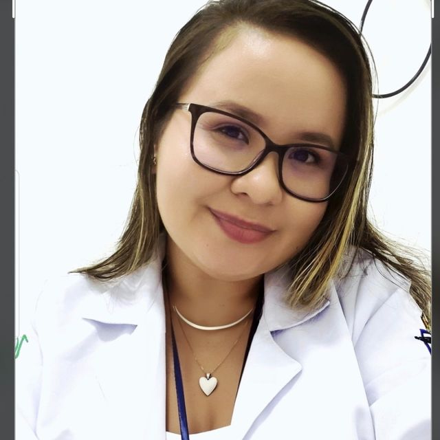 Thiara Yasmin Tobias dos Santos , Ginecologista Brasília