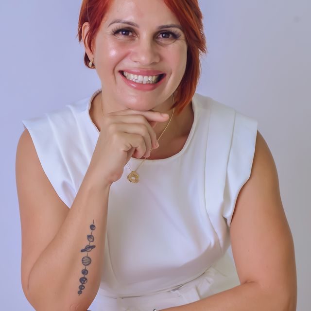 Janaína de Souza Siqueira de Mello, Psicanalista Curitiba