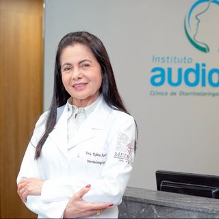 Kátia Sandra O. Aquino, Otorrino Montes Claros