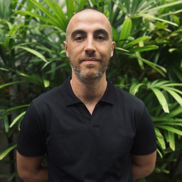 Lucas Martínez Pucci, Psiquiatra Santiago