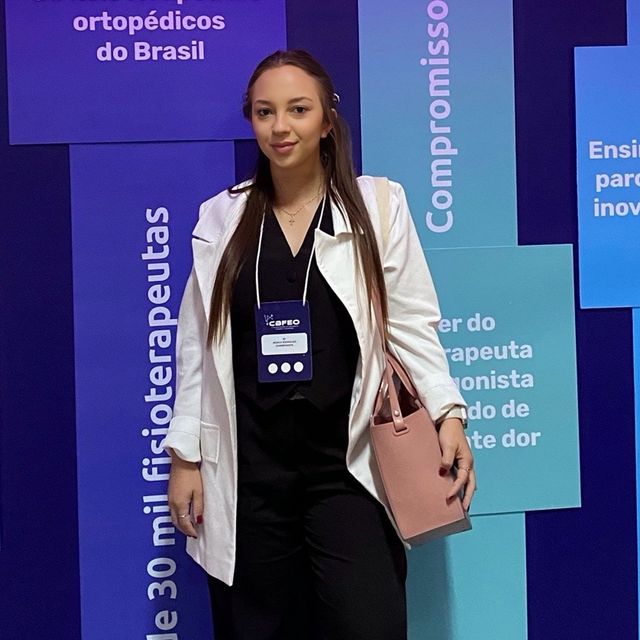 Jéssica  Alves Rodrigues, Ortopedista - Traumatologista São Paulo
