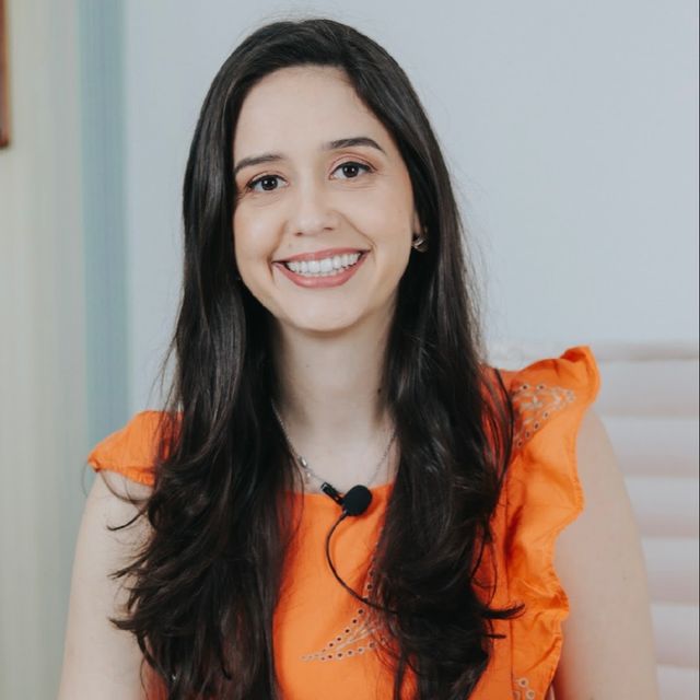 Nayane Souza Rezende Sanches, Ginecologista São José dos Campos