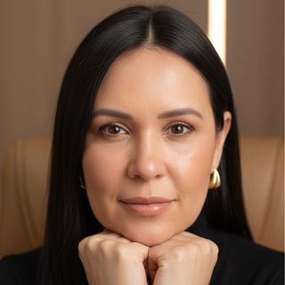 Dra. Renata de Carvalho Caetano