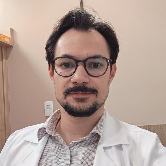 Gabriel  Massarico Gonçalves , Ortopedista - Traumatologista São Paulo