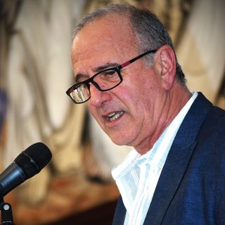 Acercar imagen: Nelson Zicavo, Psicólogo Chillán