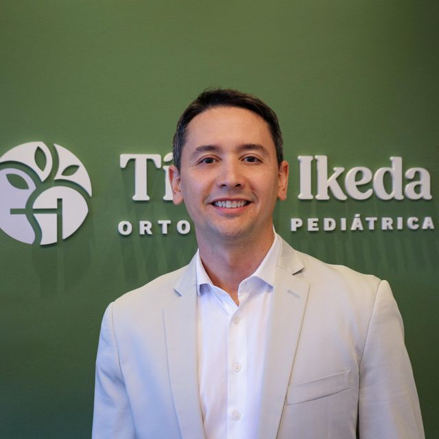 Tiago Moreno Ikeda, Ortopedista - Traumatologista Londrina