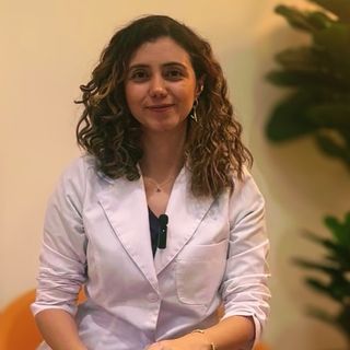Acercar imagen: Laura Montoya López, Oftalmólogo Medellín