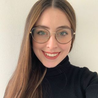 Acercar imagen: Lisette Molina, Psicólogo Quilicura