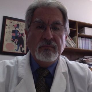 Acercar imagen: Sergio Valenzuela Abásolo, Neurocirujano Santiago