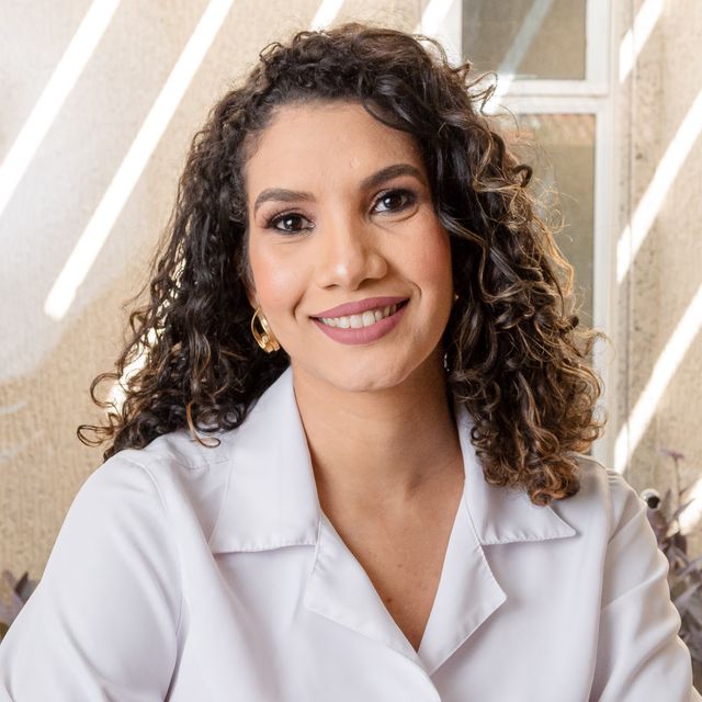Juliana Da Silva Monteiro , Fisioterapeuta Curitiba